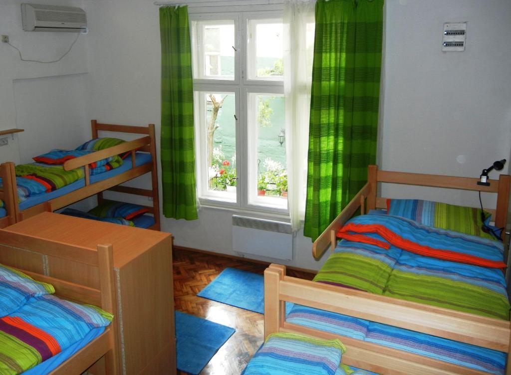 Hedonist Hostel Belgrado Kamer foto